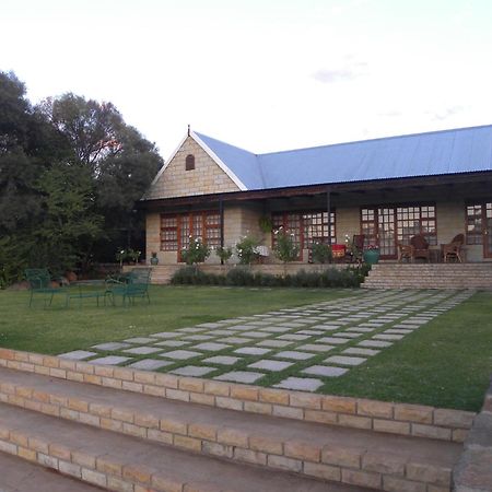 Olive Hill Country Lodge Bloemfontein Ngoại thất bức ảnh